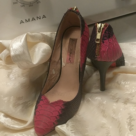 Women's heels - Picture 2 of 3